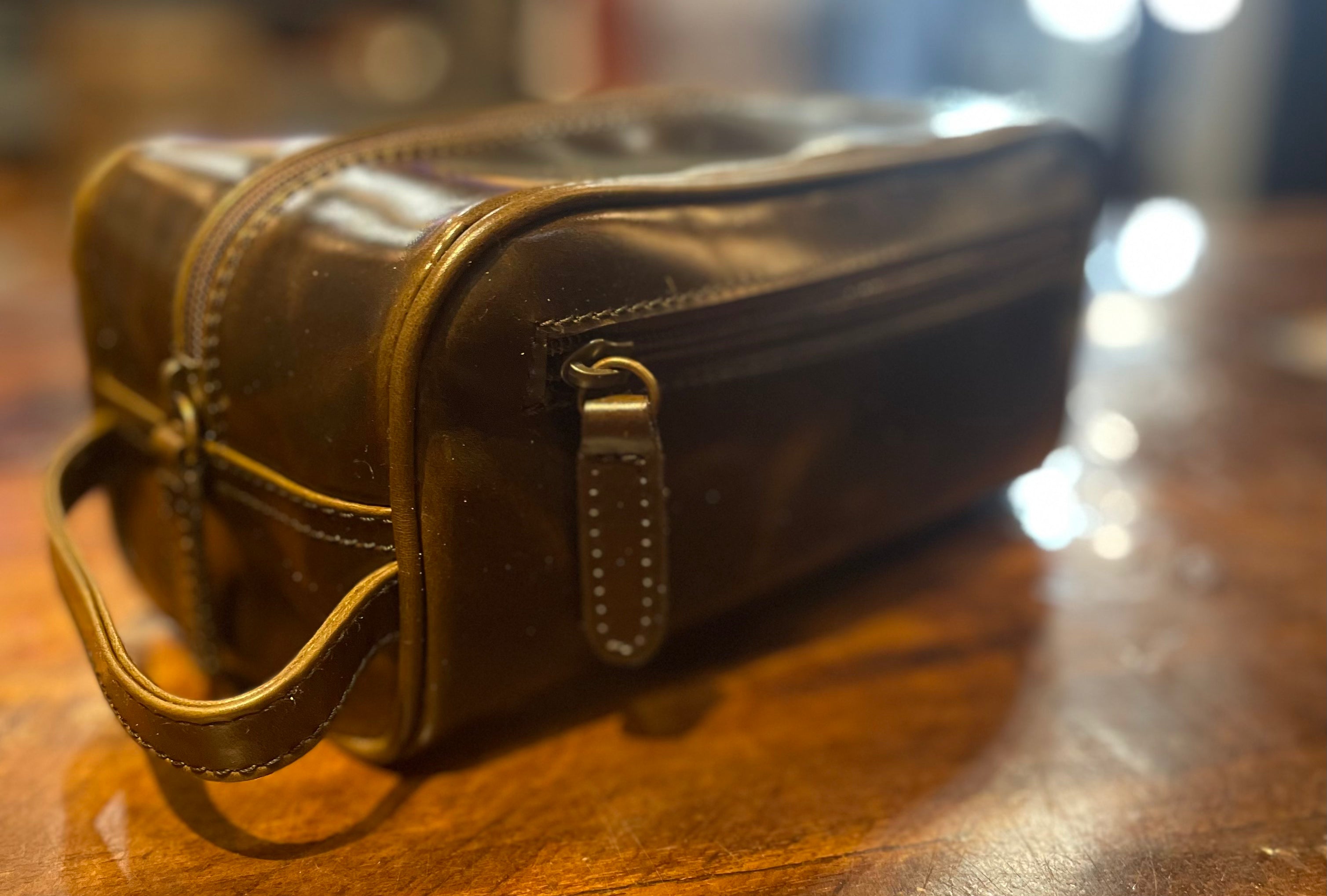 Boot Leather Toiletry Bag - Nicotine