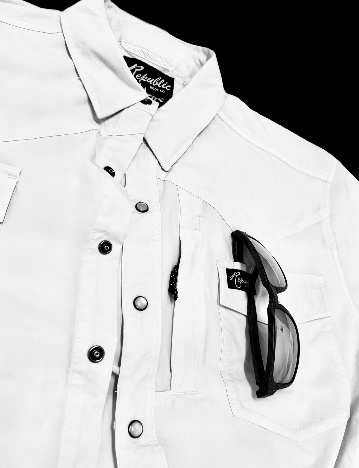 White Performance Shirt - Short Sleeve